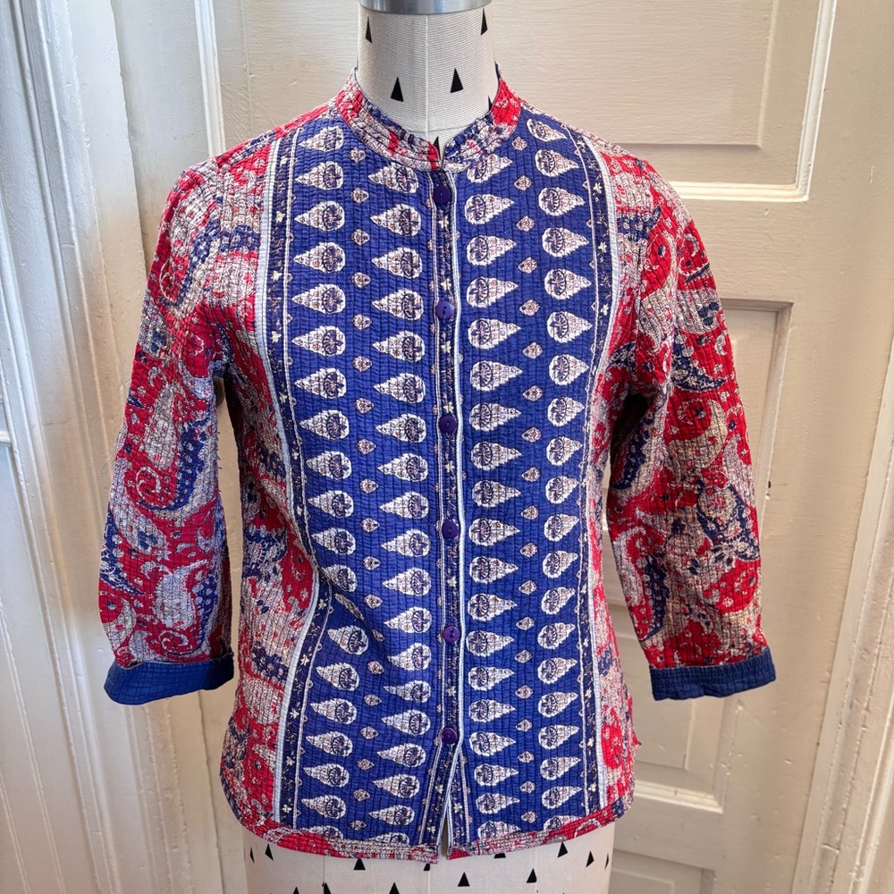 Boho Cotton Quilted Jacket
India Block Print,
M
Hello Spring - Picture 3 of 11